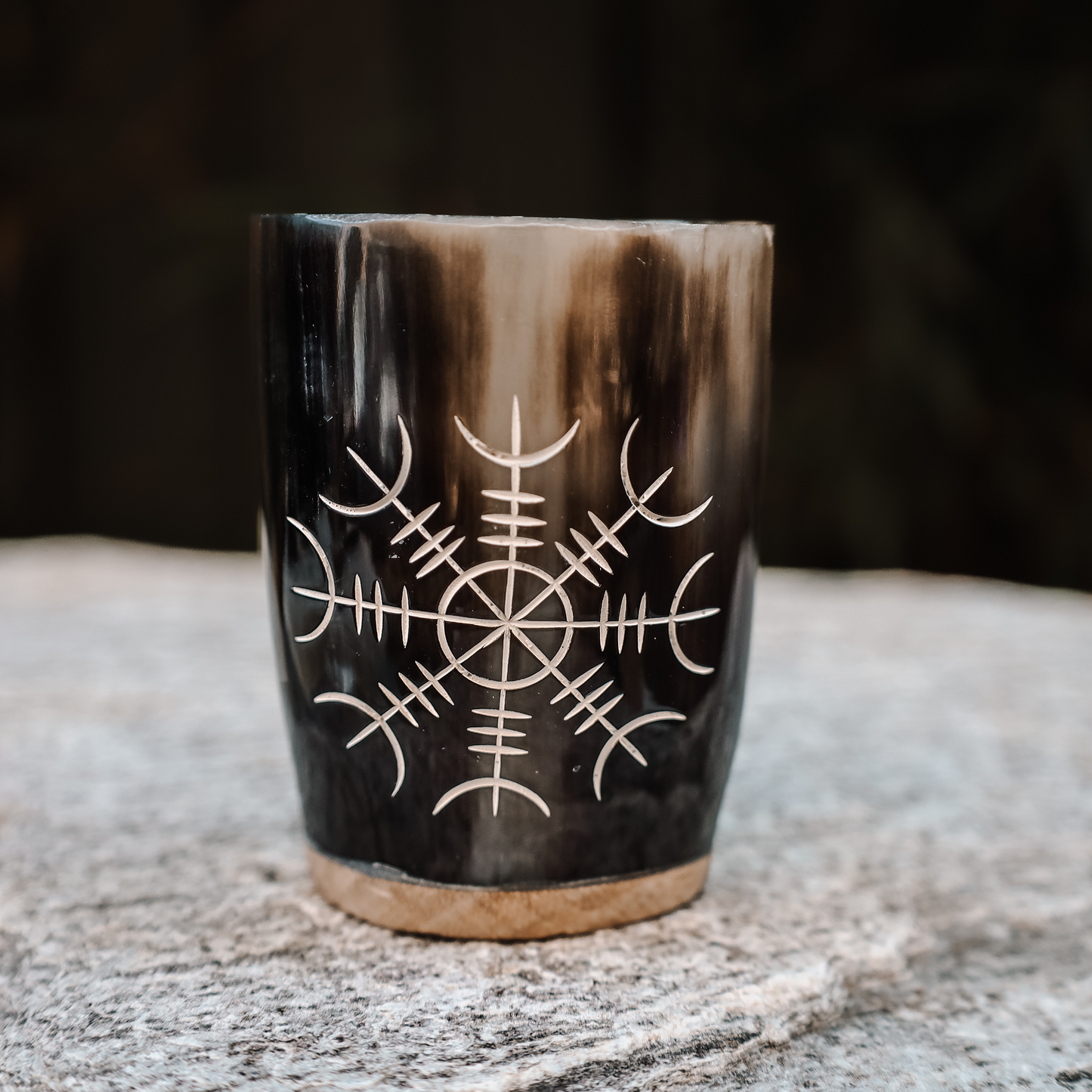 Awe-some Viking horn shot